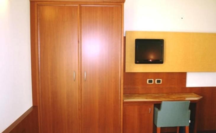 Locanda Sant'Ambrogio Cislago Quarto foto
